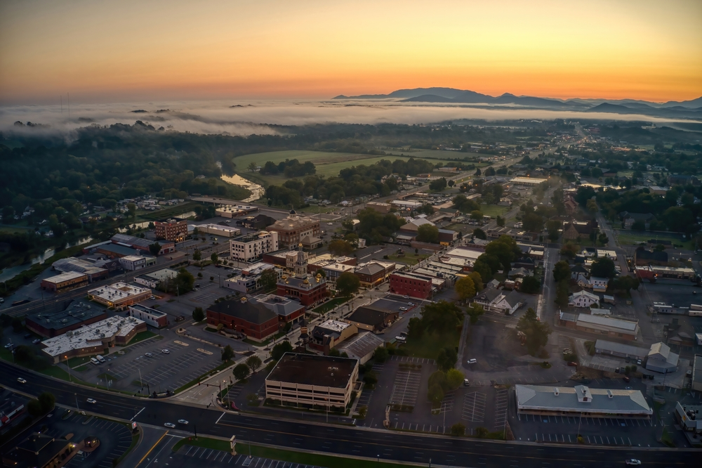 Best Ways to Save Money & Inexpensive Things to Do in Pigeon Forge